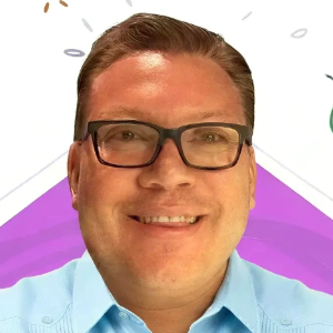 Julio Rivera — bilingual male Spanish voice over talent